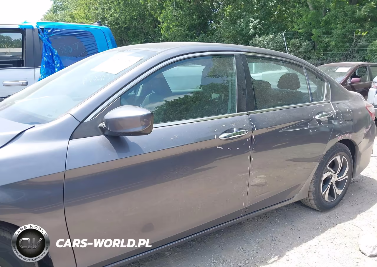 2017 Honda Accord Lx VIN:1HGCR2F32HA188690 - 15