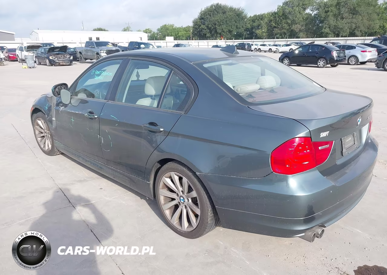 2009 BMW 328I VIN:WBAPH57569NM32563 - 3