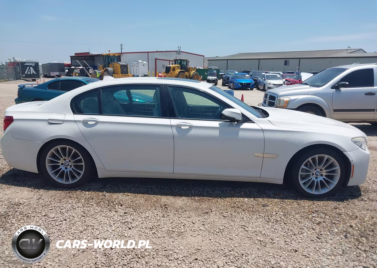 2014 BMW Alpina B7 xDrive VIN:WBAYF8C52ED653630 - 13