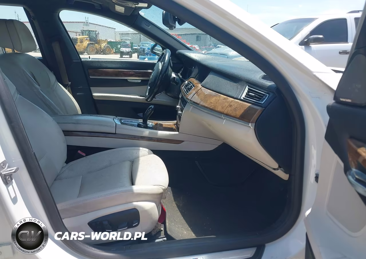 2014 BMW Alpina B7 xDrive VIN:WBAYF8C52ED653630 - 5
