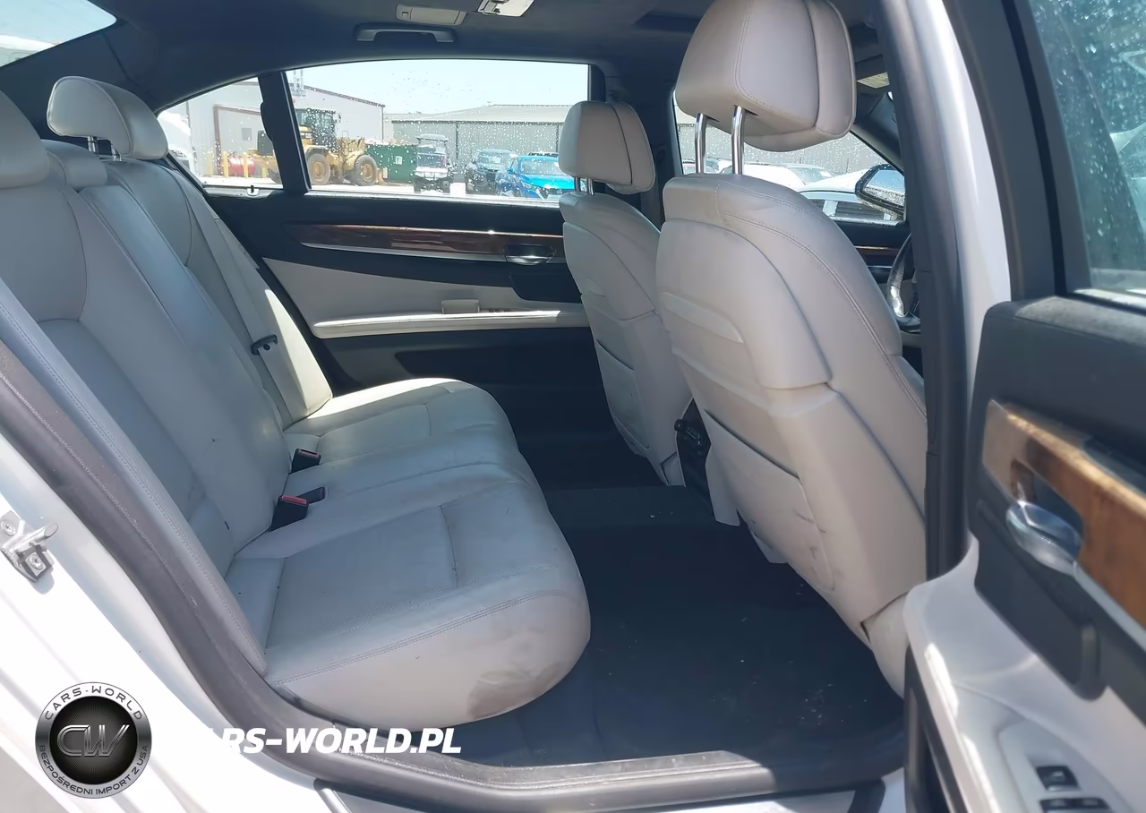 2014 BMW Alpina B7 xDrive VIN:WBAYF8C52ED653630 - 8