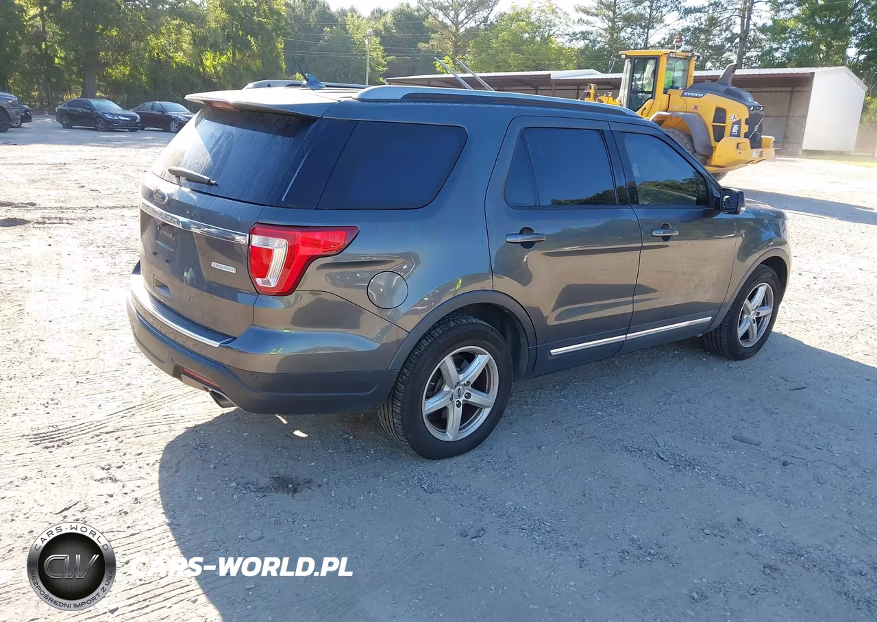 2018 Ford Explorer Xlt VIN:1FM5K7DH8JGC80490 - 4