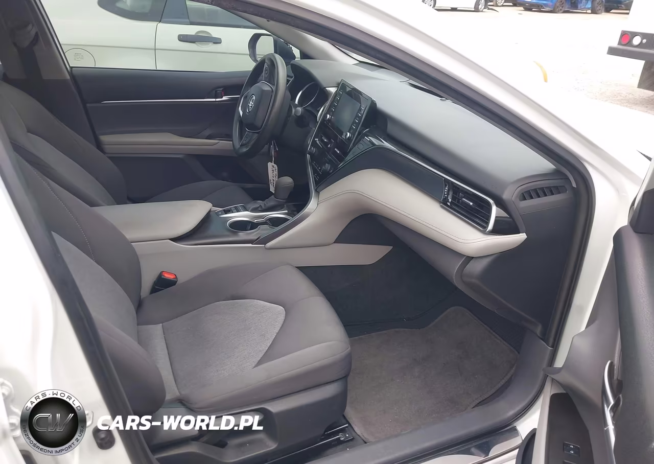 2022 Toyota Camry Le Hybrid VIN:4T1C31AK1NU041680 - 5