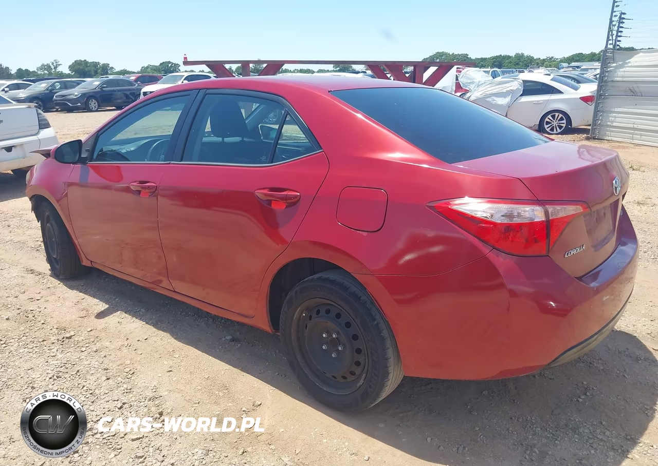 2018 Toyota Corolla Le VIN:2T1BURHE5JC981290 - 3