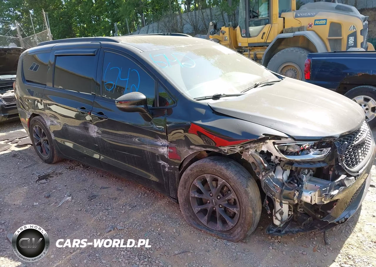 2022 Chrysler Pacifica Touring L – zdjęcie 1 z 16