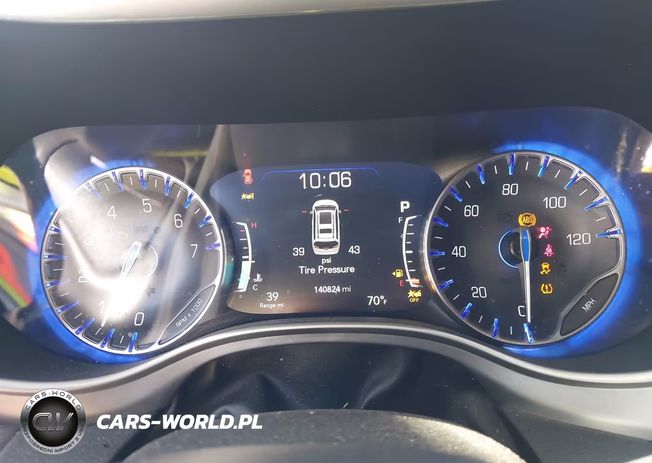 2022 Chrysler Pacifica Touring L VIN:2C4RC1BG0NR151044 - 7