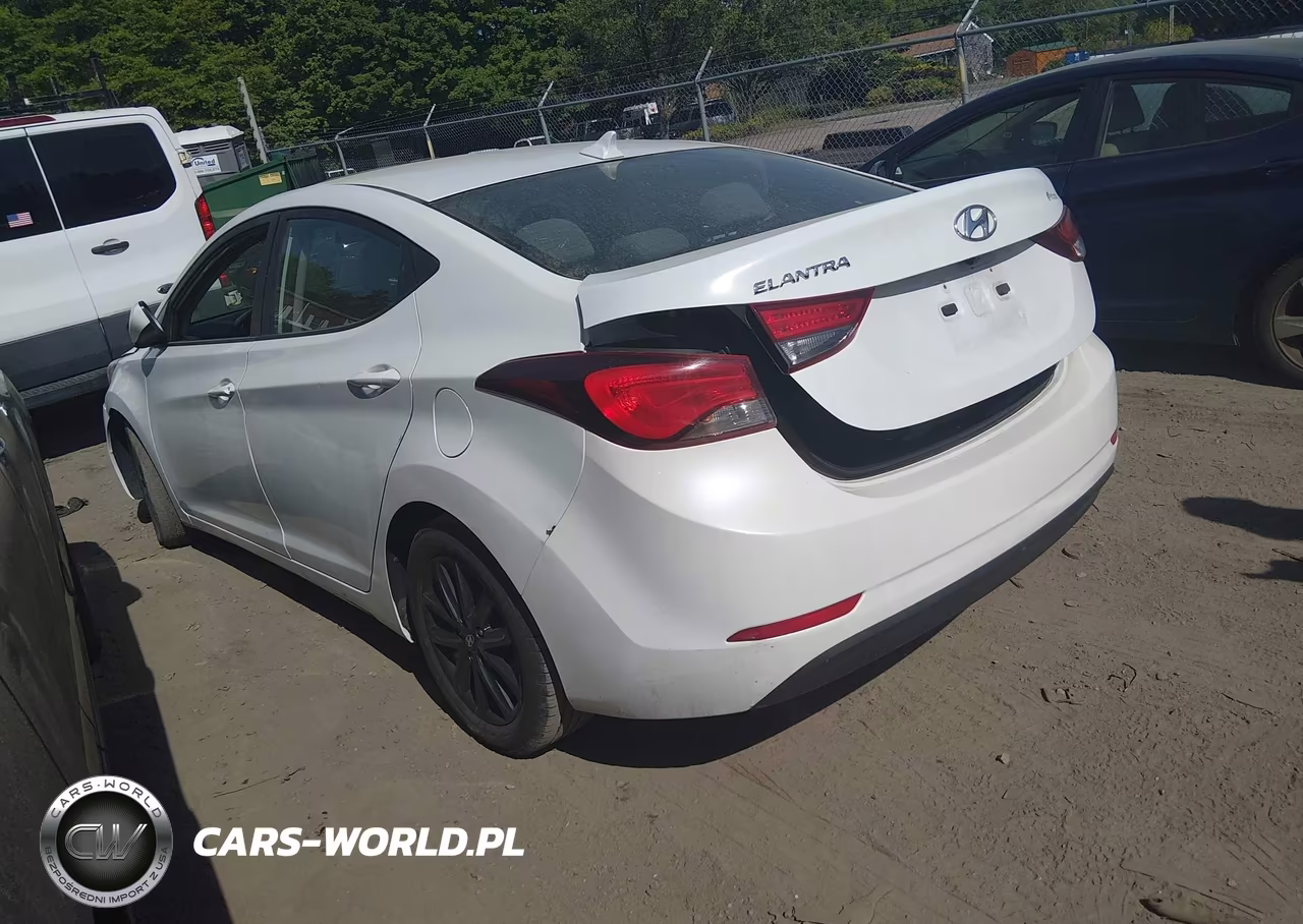 2015 Hyundai Elantra Se VIN:5NPDH4AE5FH556571 - 3