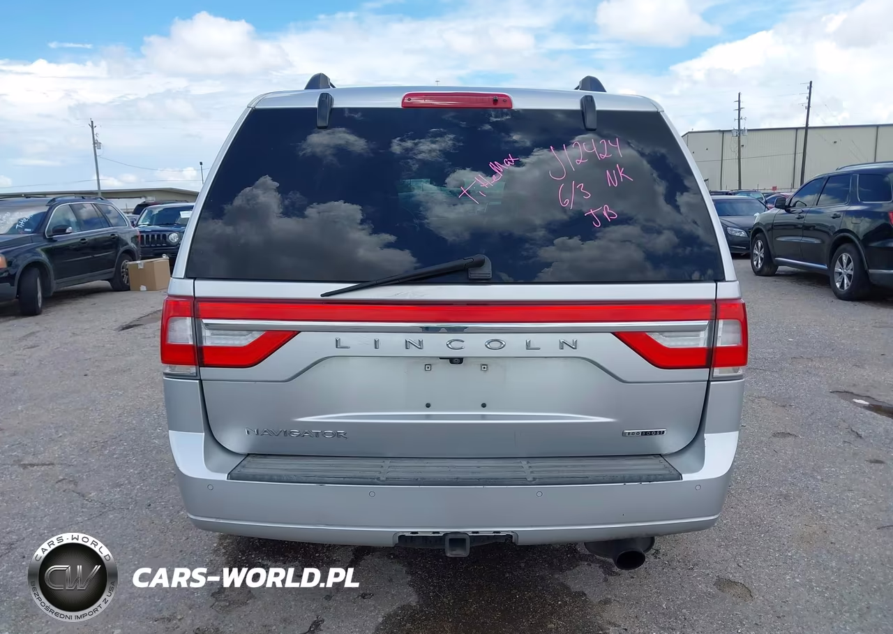 2015 Lincoln Navigator VIN:5LMJJ2HT7FEJ12424 - 16