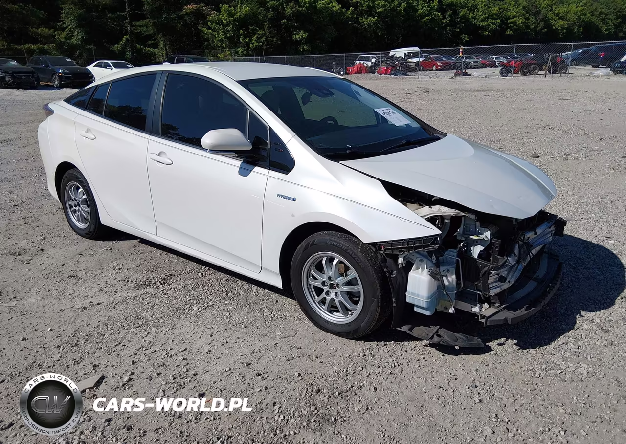 2018 Toyota Prius Two