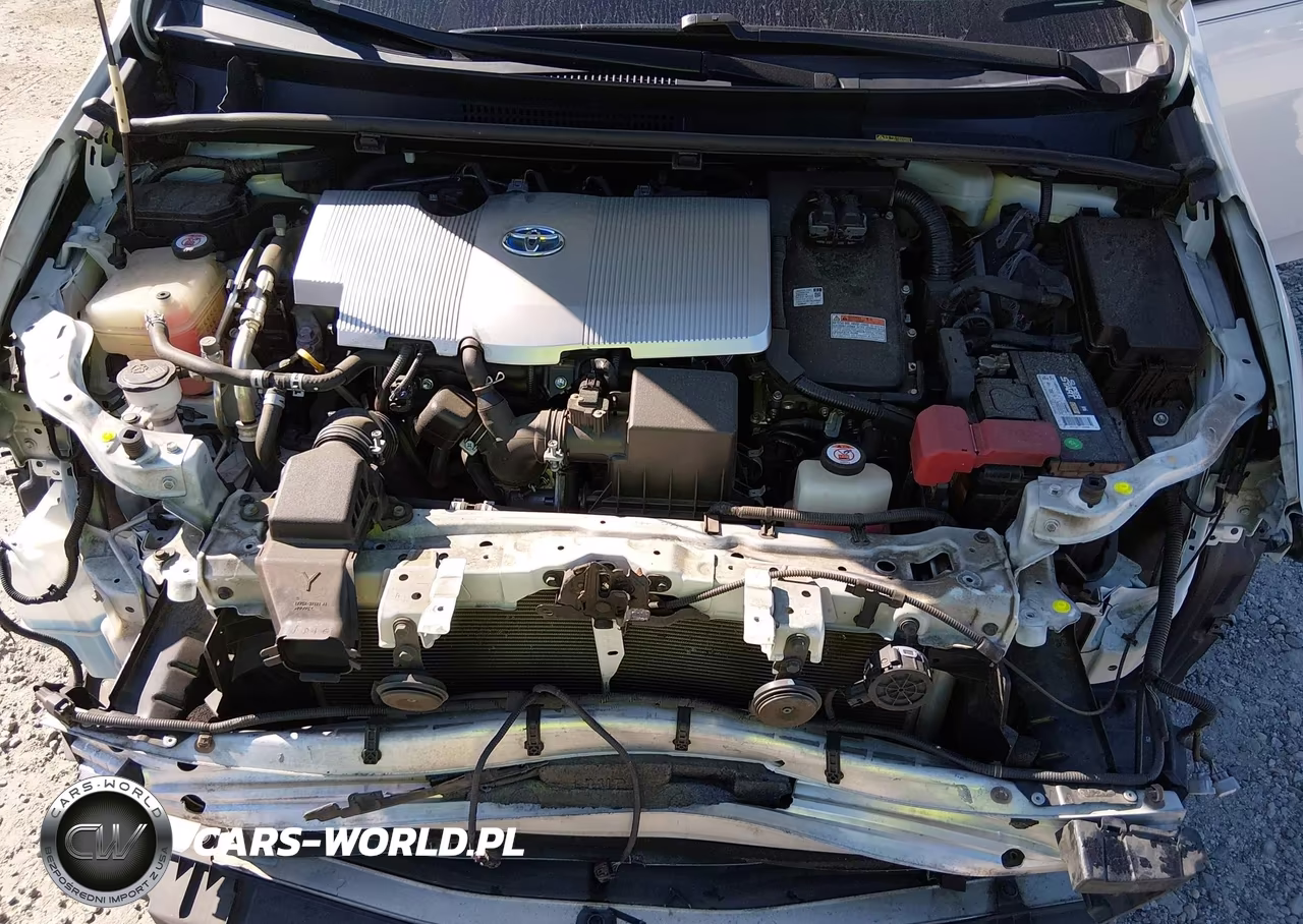 2018 Toyota Prius Two VIN:JTDKBRFUXJ3062703 - 10