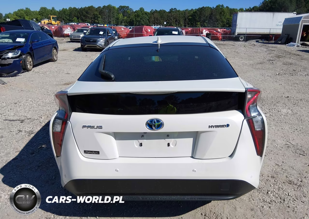 2018 Toyota Prius Two VIN:JTDKBRFUXJ3062703 - 17