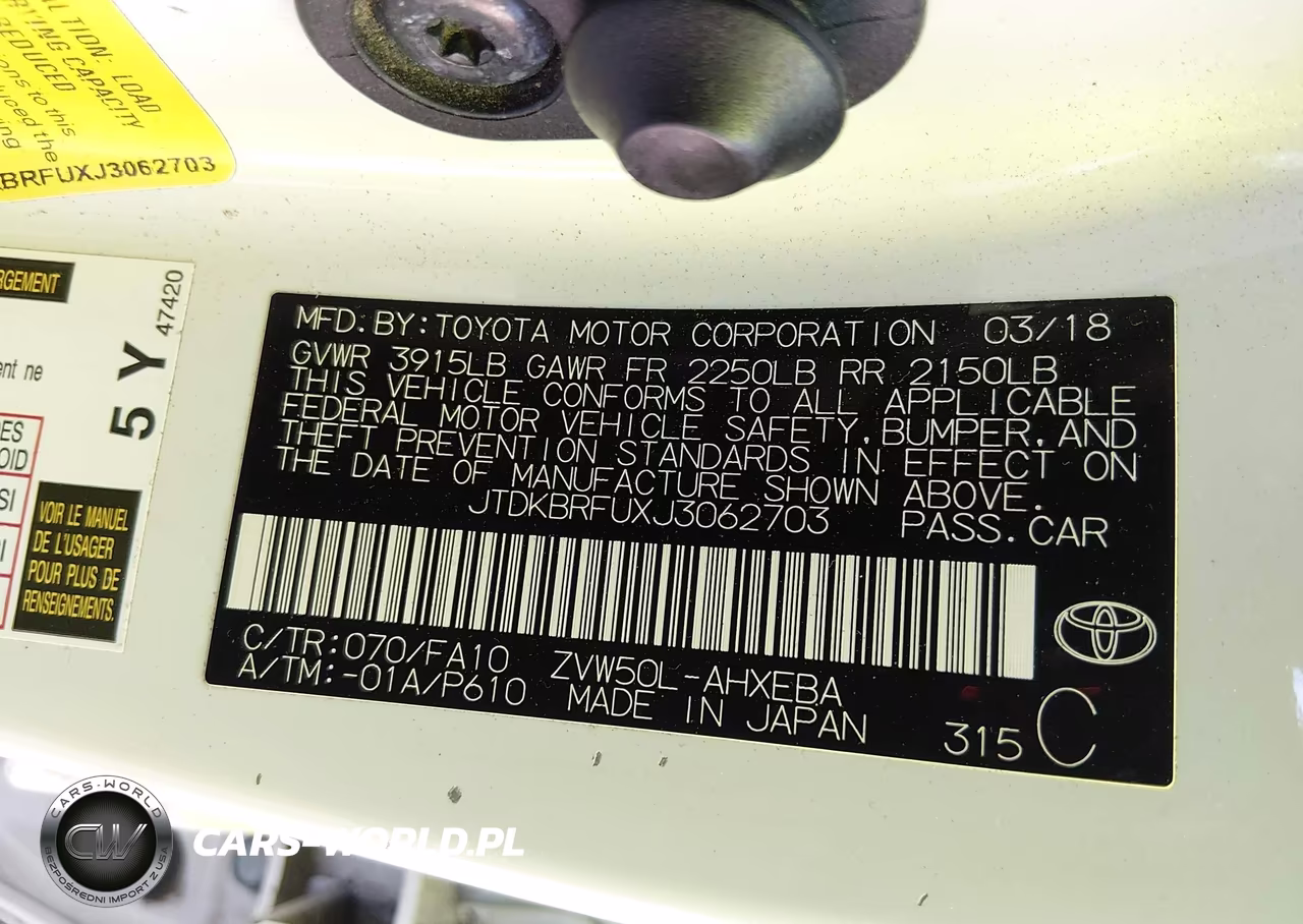 2018 Toyota Prius Two VIN:JTDKBRFUXJ3062703 - 9