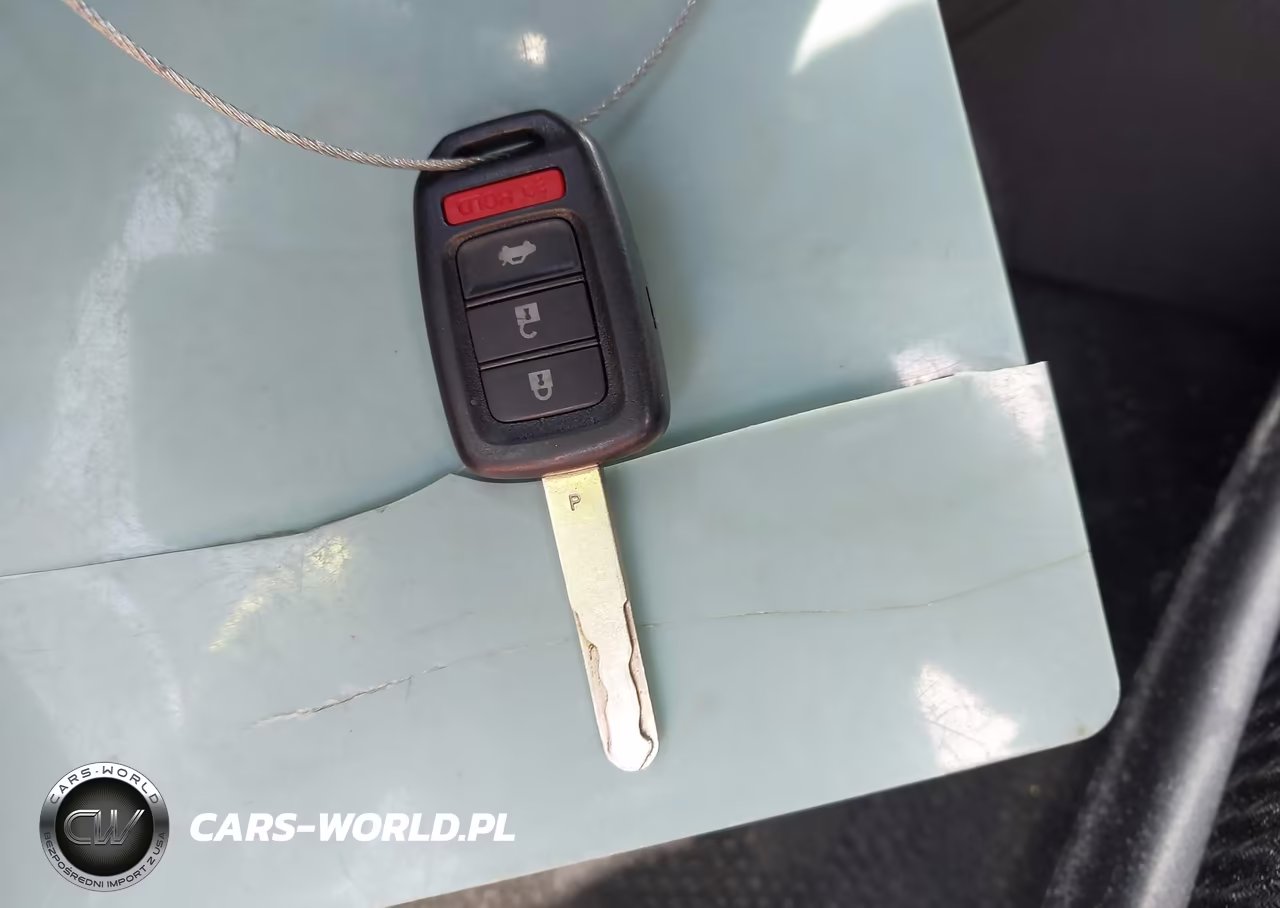 2016 Honda Accord Sport VIN:1HGCR2F5XGA038858 - 11