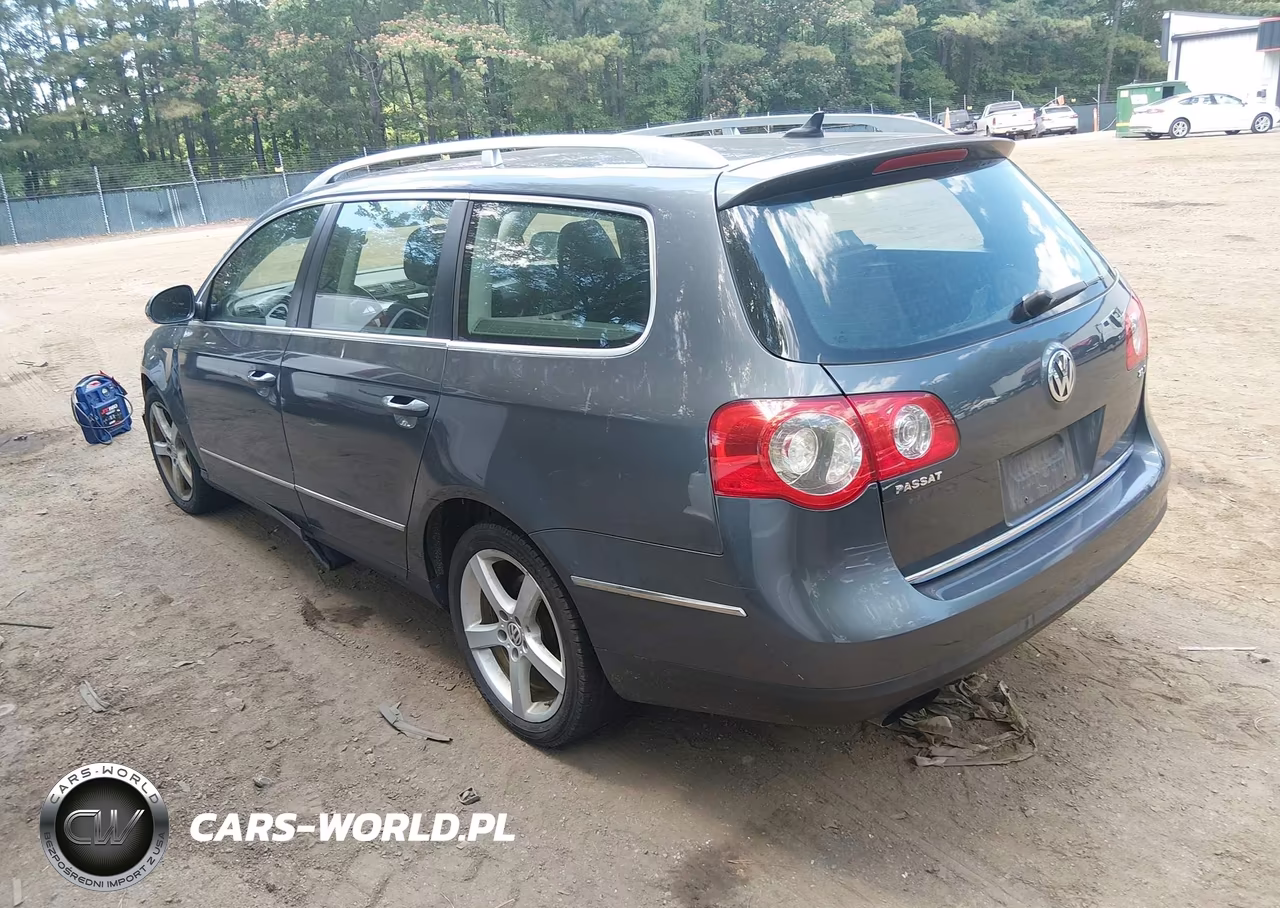 2010 Volkswagen Passat Komfort VIN:WVWXK7AN0AE055659 - 3