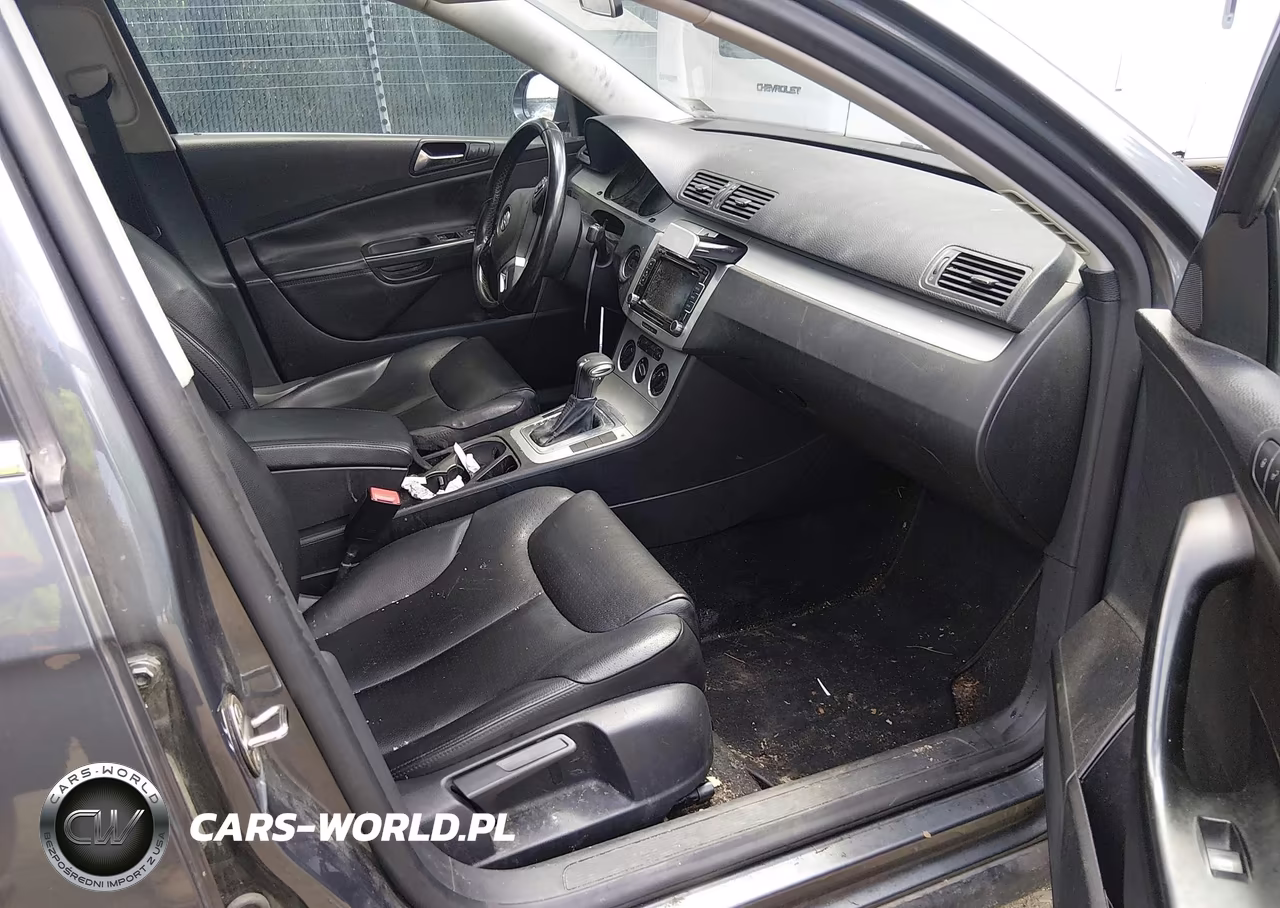 2010 Volkswagen Passat Komfort VIN:WVWXK7AN0AE055659 - 5