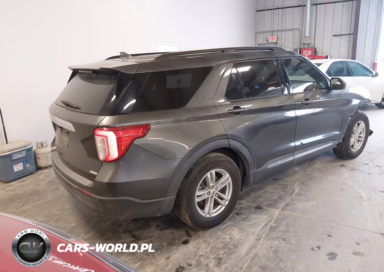 2020 Ford Explorer Xlt VIN:1FMSK7DH4LGA80275 - 4
