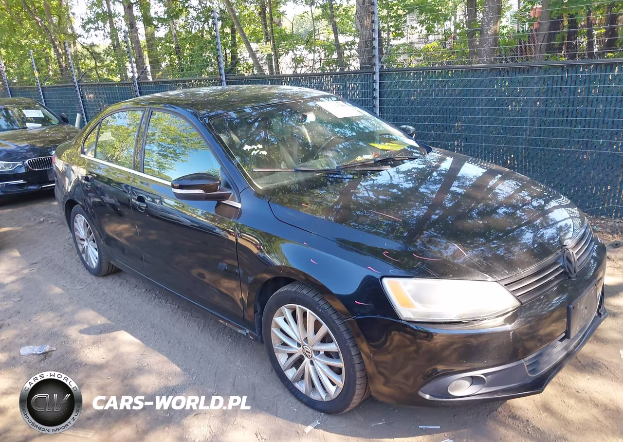 2013 Volkswagen Jetta 2.5L Sel – zdjęcie 1 z 11