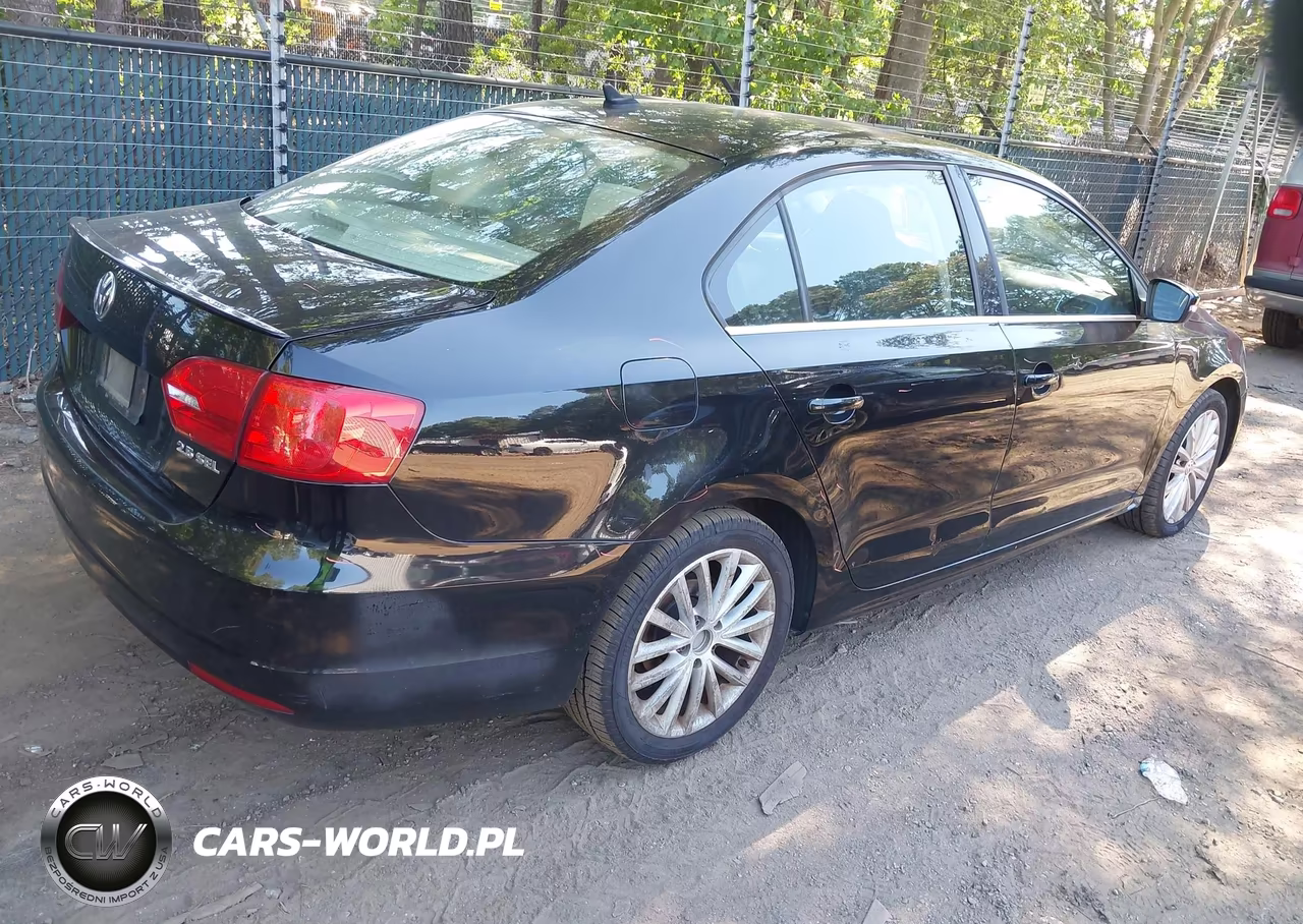 2013 Volkswagen Jetta 2.5L Sel VIN:3VWLP7AJ7DM201435 - 4