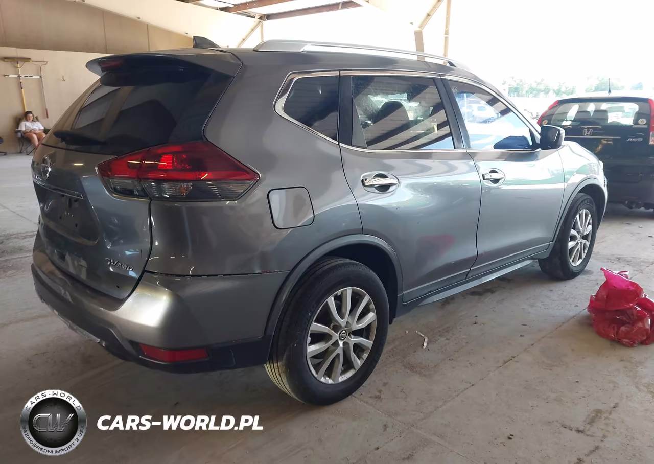 2018 Nissan Rogue Sv VIN:KNMAT2MV6JP506714 - 4