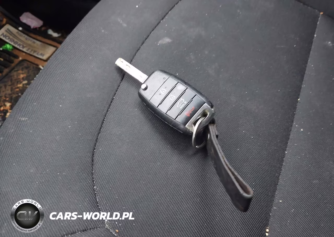 2014 Kia Soul + VIN:KNDJP3A54E7084981 - 11