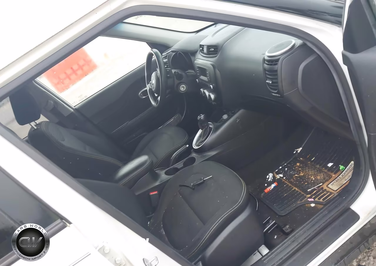 2014 Kia Soul + VIN:KNDJP3A54E7084981 - 5