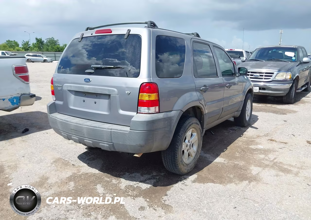 2007 Ford Escape Xlt-Xlt Sport VIN:1FMCU03147KC00105 - 4