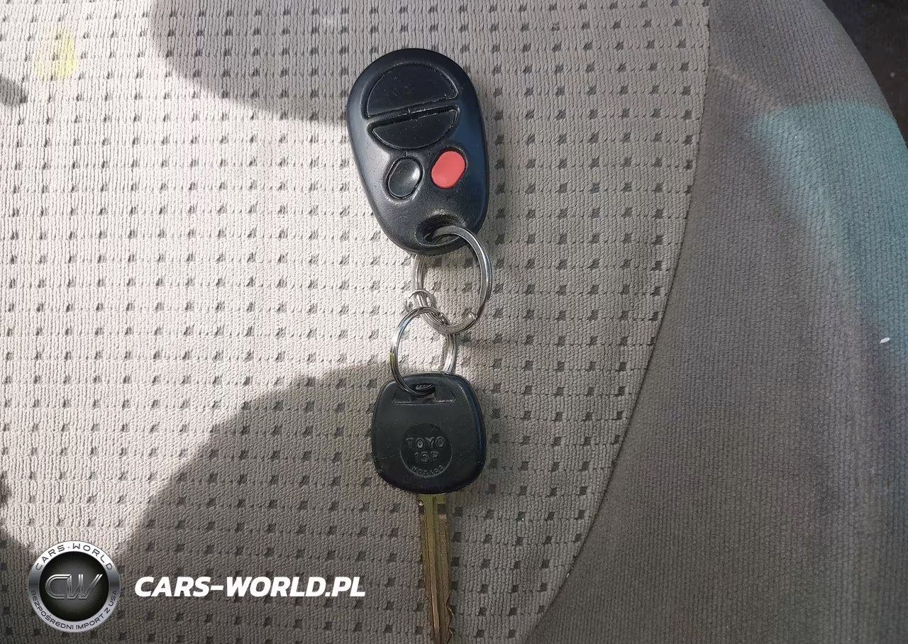 2008 Toyota Sienna Le VIN:5TDZK23C38S141818 - 11
