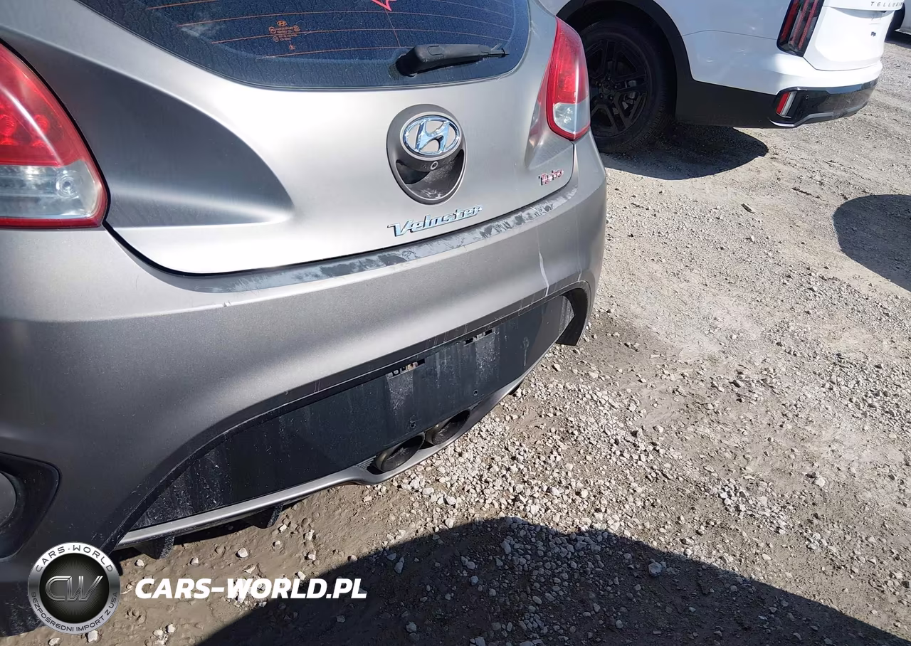 2015 Hyundai Veloster Turbo VIN:KMHTC6AE9FU218467 - 14