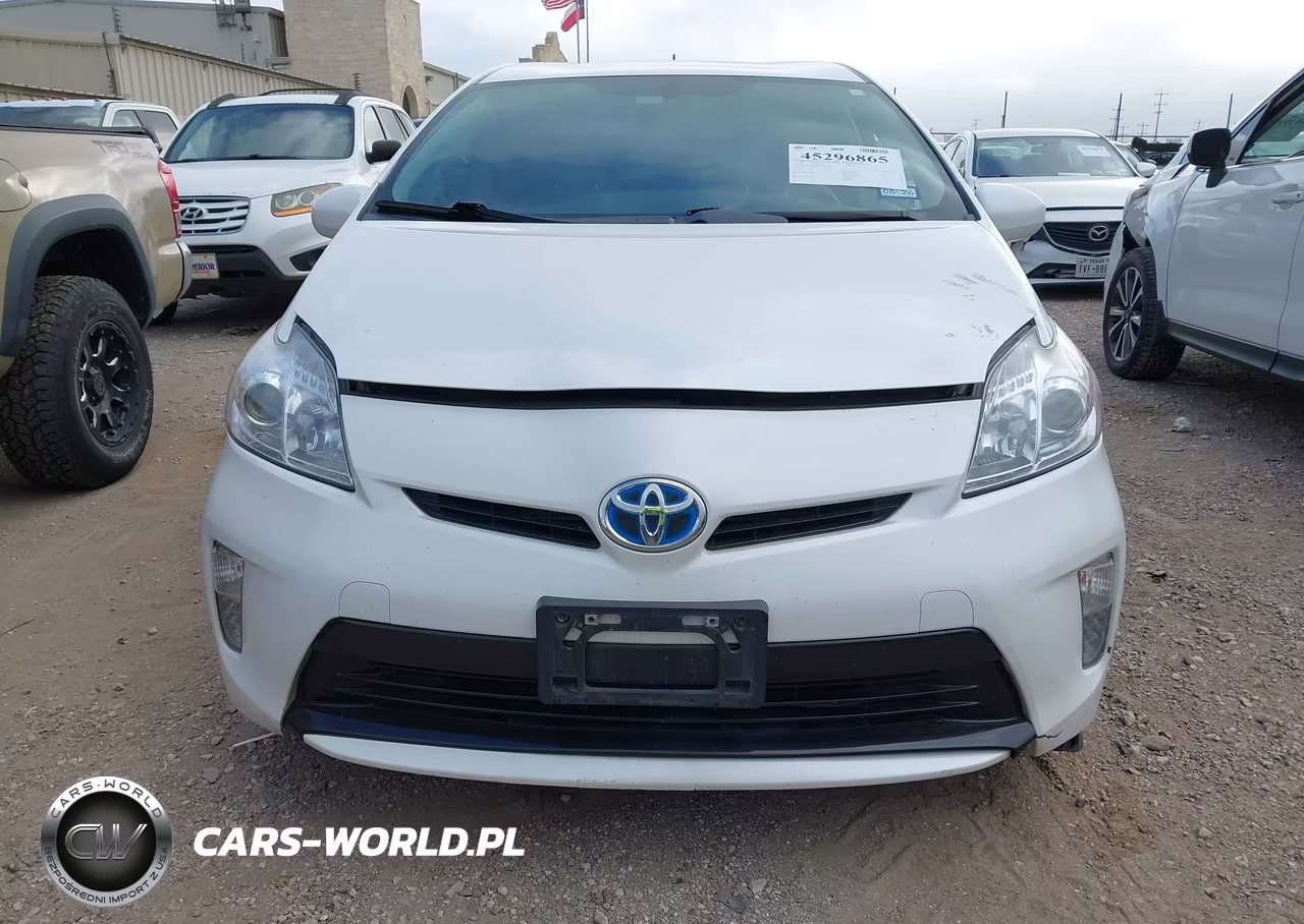 2013 Toyota Prius Two VIN:JTDKN3DU4D5629035 - 12