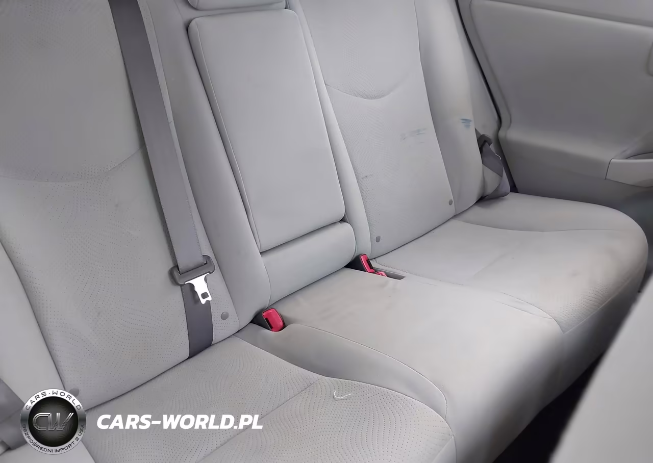 2013 Toyota Prius Two VIN:JTDKN3DU4D5629035 - 8