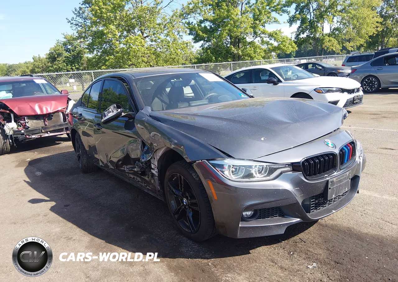 2018 BMW 330I xDrive – zdjęcie 1 z 16