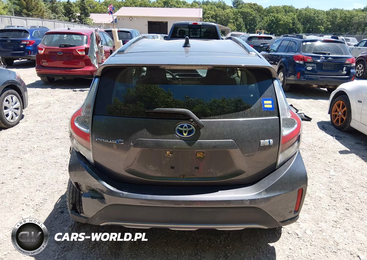 2018 Toyota Prius C One VIN:JTDKDTB37J1619566 - 16
