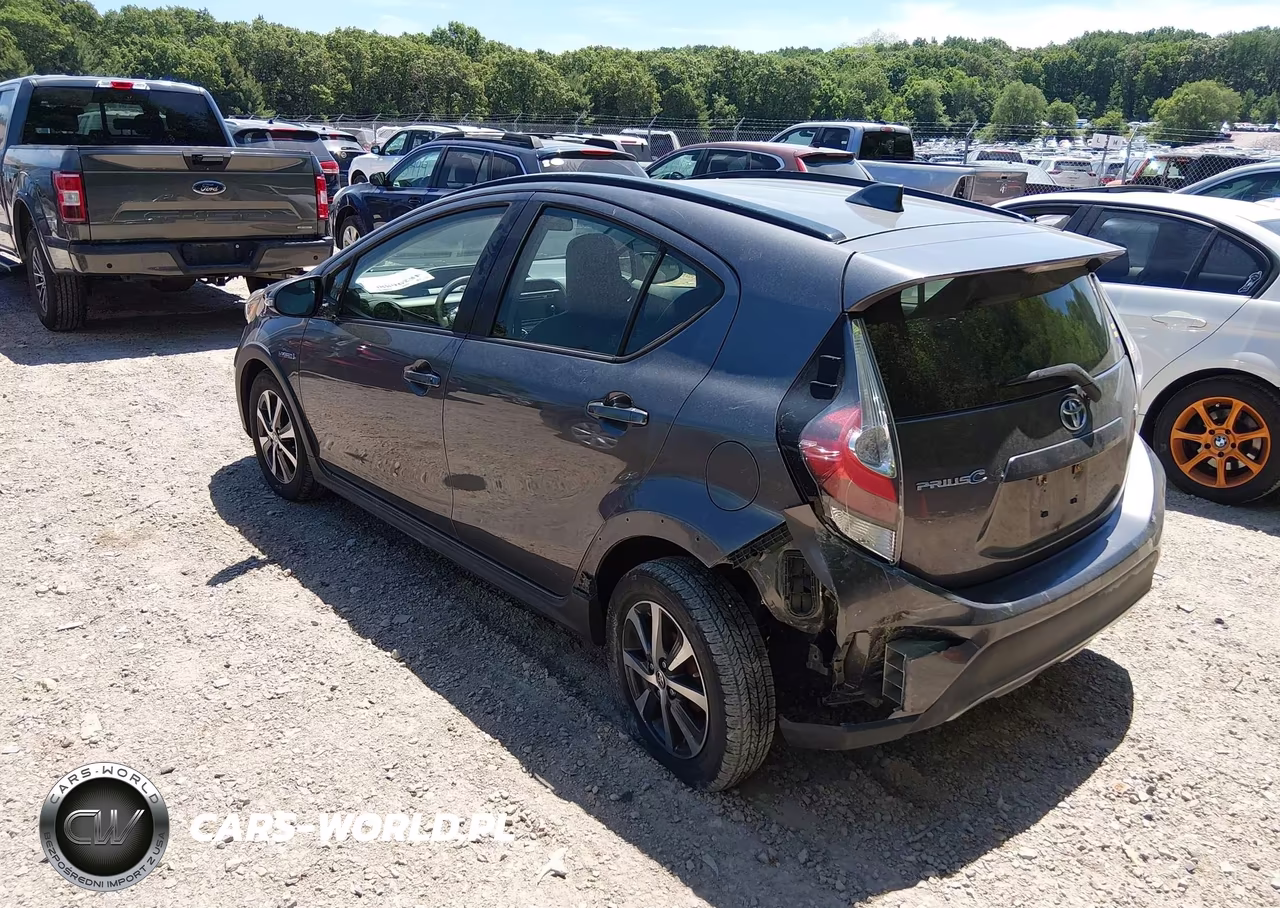 2018 Toyota Prius C One VIN:JTDKDTB37J1619566 - 3