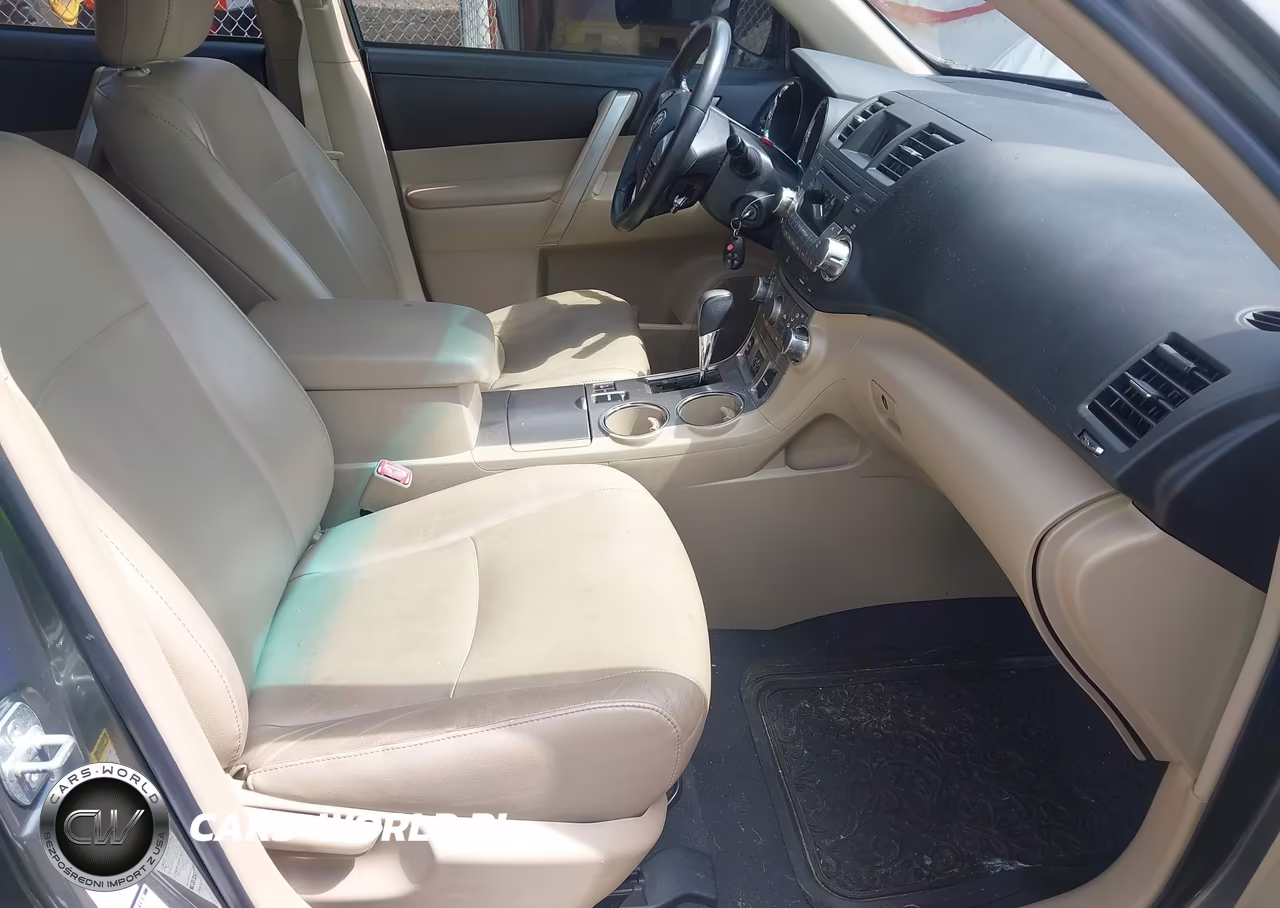 2012 Toyota Highlander Se V6 VIN:5TDBK3EH2CS133119 - 5