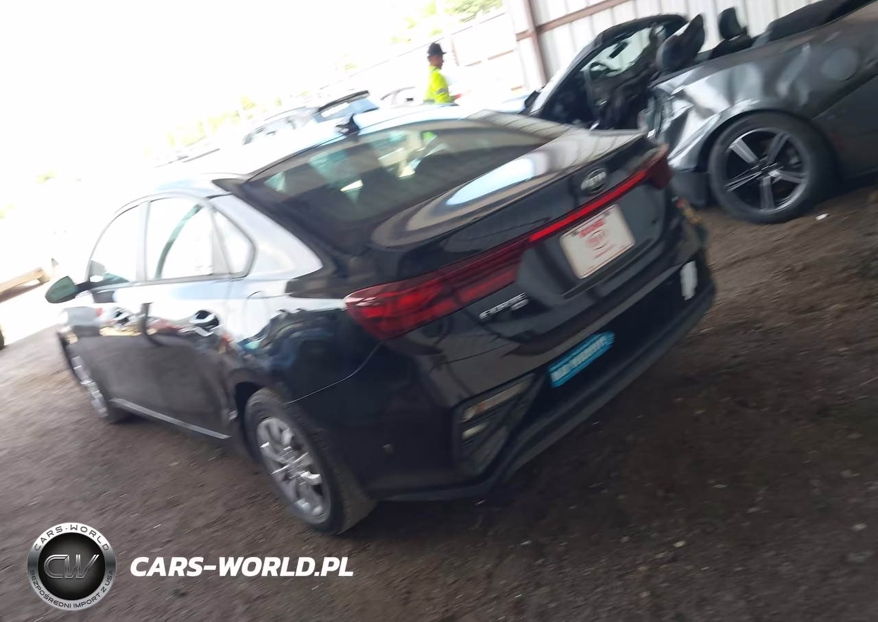 2021 Kia Forte Fe VIN:3KPF24AD3ME320178 - 3