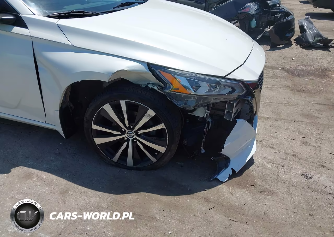 2019 Nissan Altima 2.5 Sr VIN:1N4BL4CV4KC211515 - 18