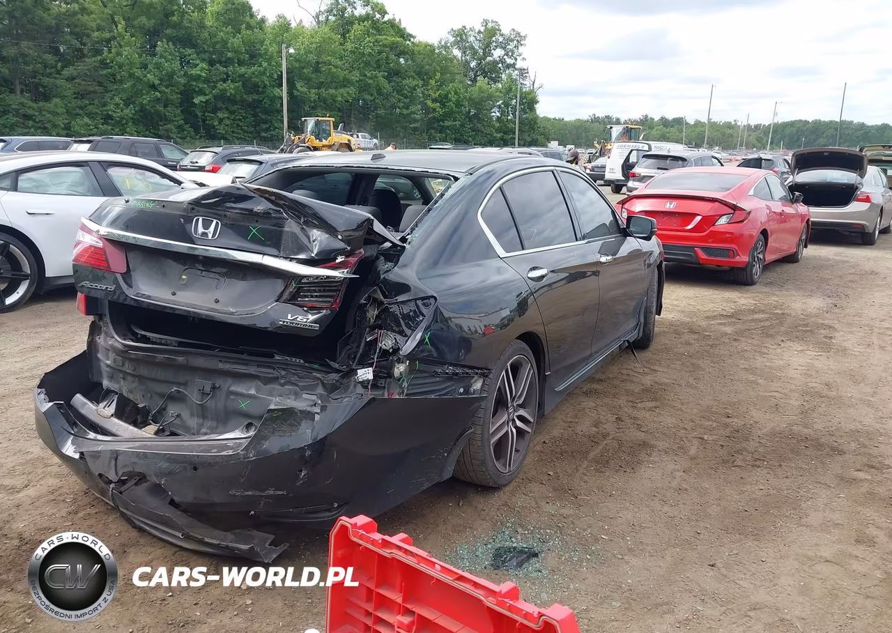 2017 Honda Accord Touring V6 VIN:1HGCR3F96HA014759 - 4
