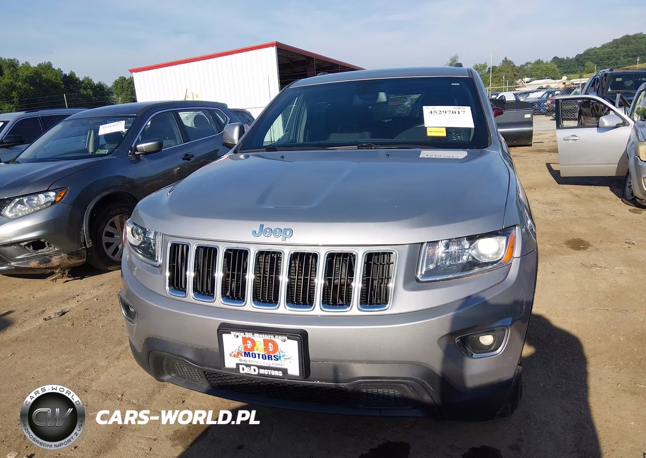2015 Jeep Grand Cherokee Laredo VIN:1C4RJFAG6FC643611 - 13