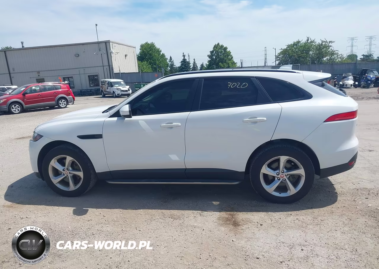 2017 Jaguar F-Pace 35T Premium VIN:SADCJ2BV5HA495434 - 14
