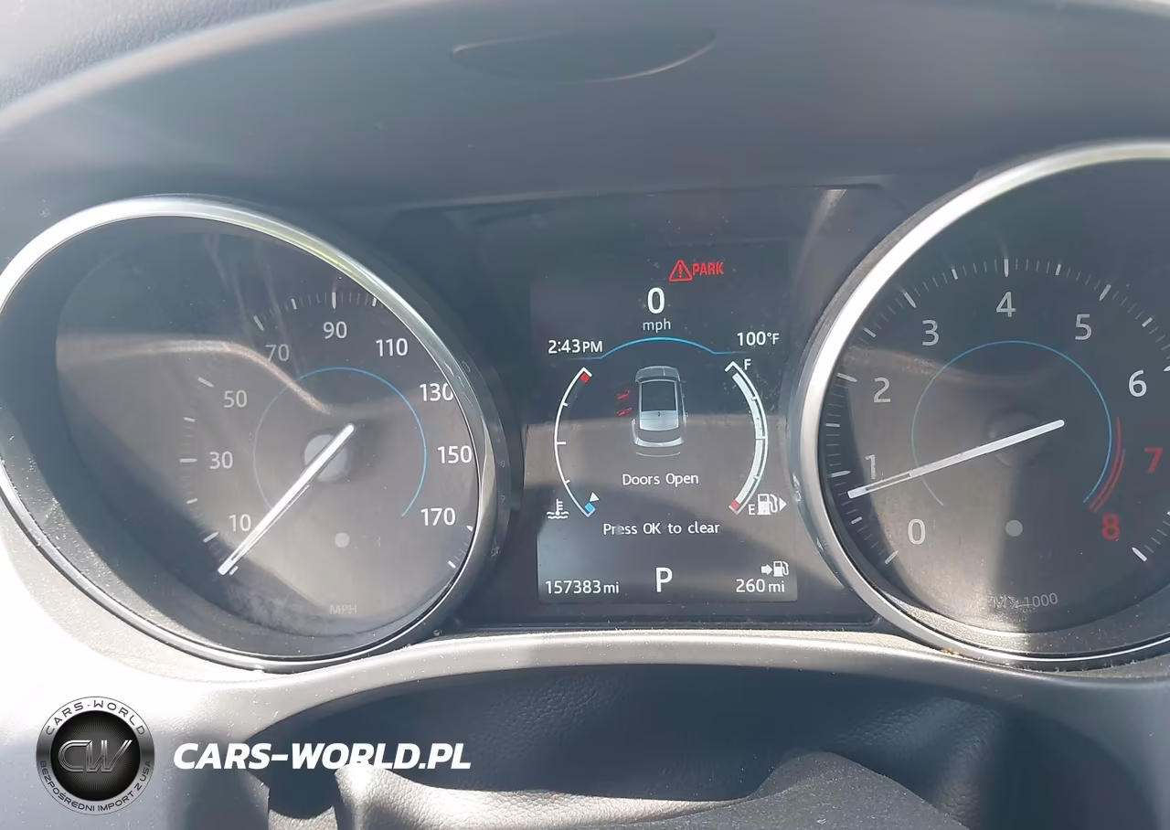2017 Jaguar F-Pace 35T Premium VIN:SADCJ2BV5HA495434 - 7