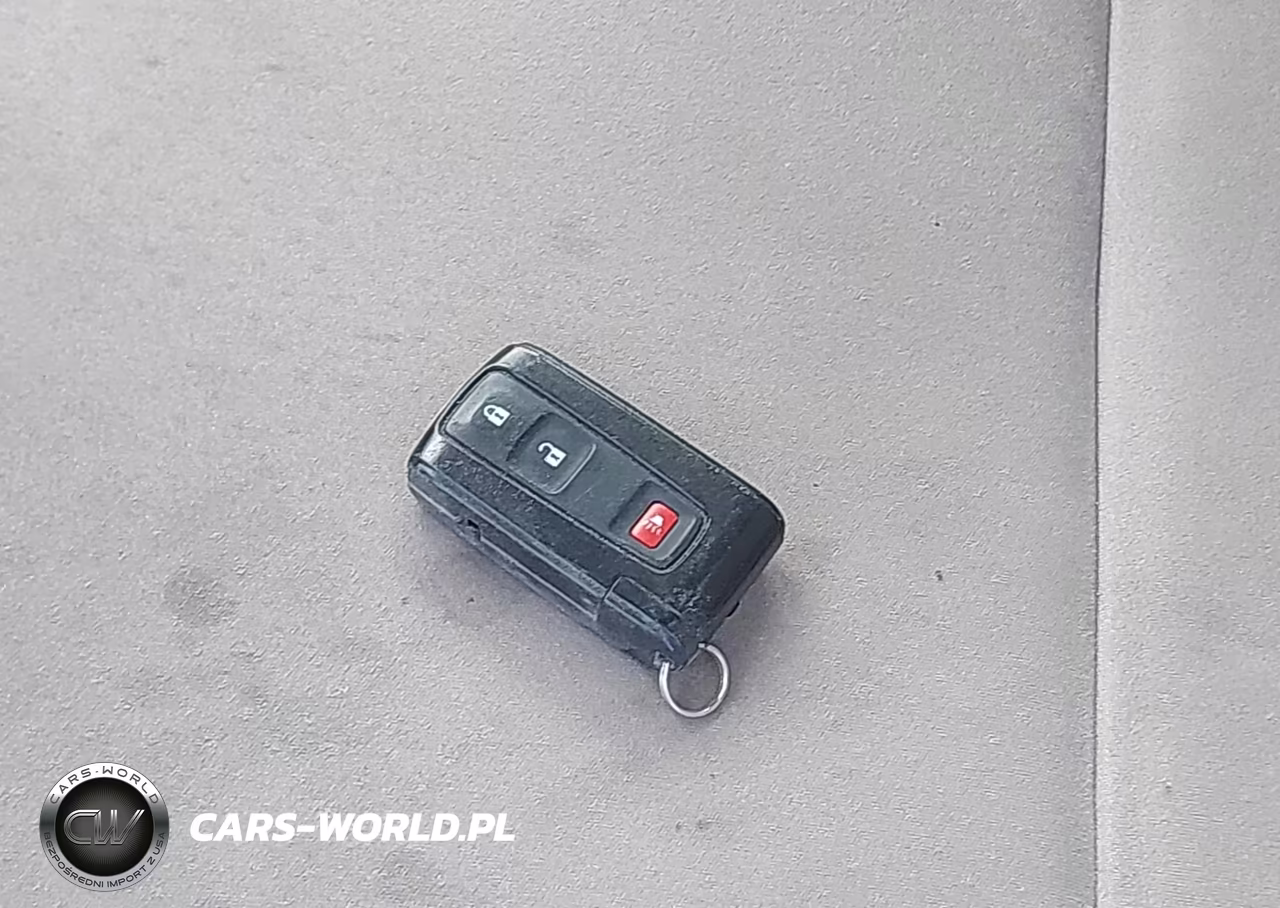 2004 Toyota Prius VIN:JTDKB20U240083616 - 11