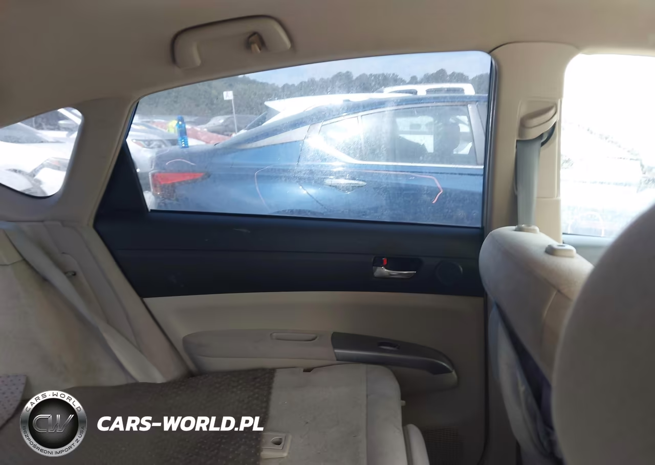 2004 Toyota Prius VIN:JTDKB20U240083616 - 8