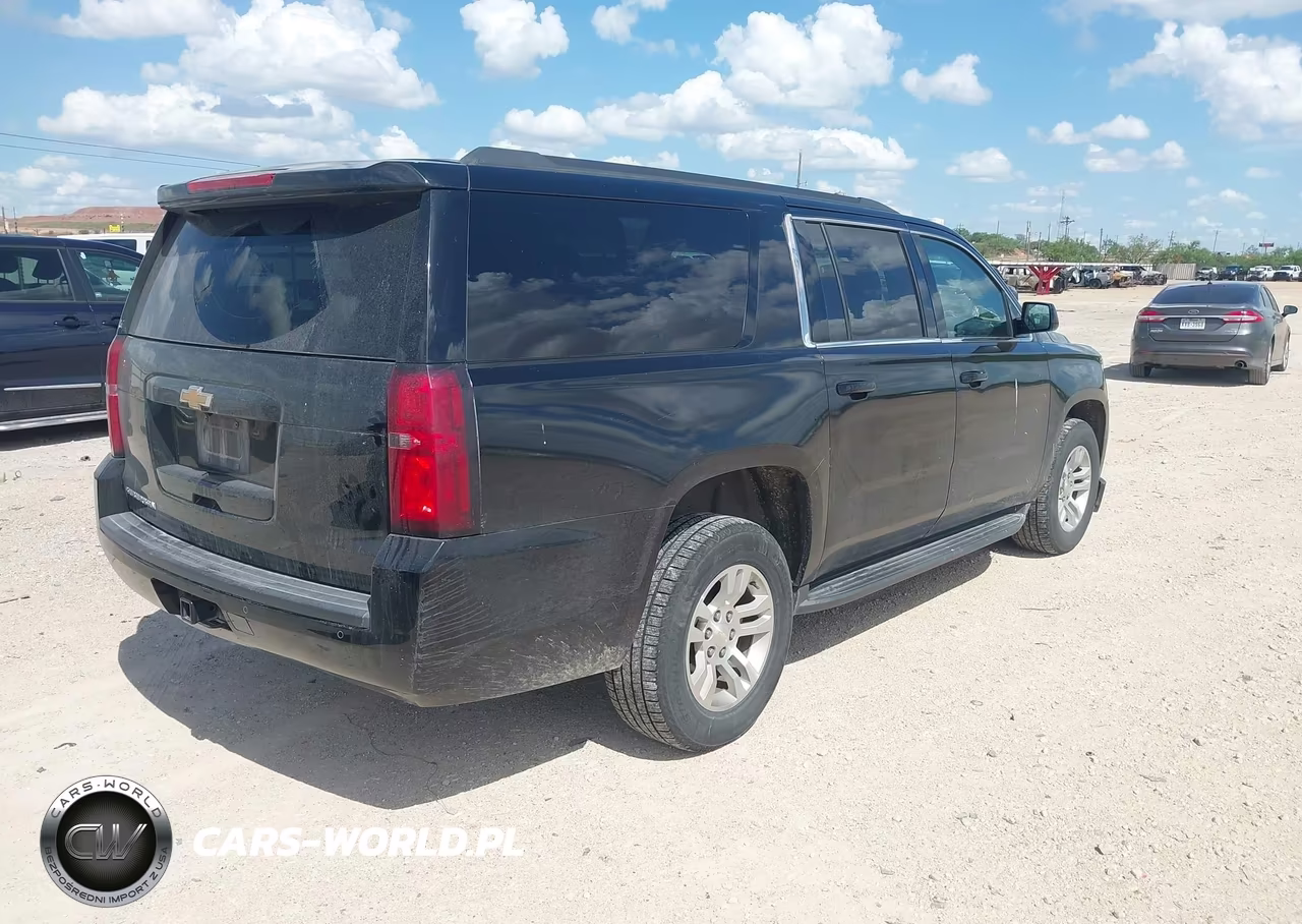 2017 Chevrolet Suburban Ls VIN:1GNSKGKC2HR227384 - 4