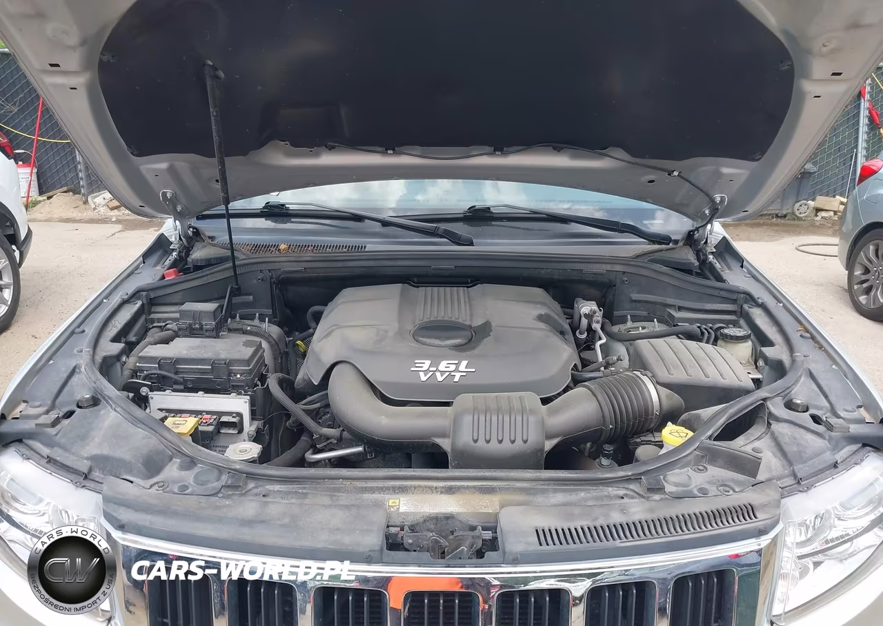 2012 Jeep Grand Cherokee Limited VIN:1C4RJFBG6CC324557 - 10