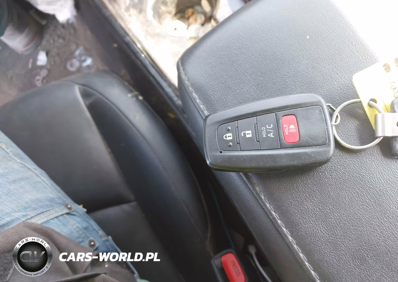 2022 Toyota Prius Prime Xle VIN:JTDKAMFP2N3208307 - 11