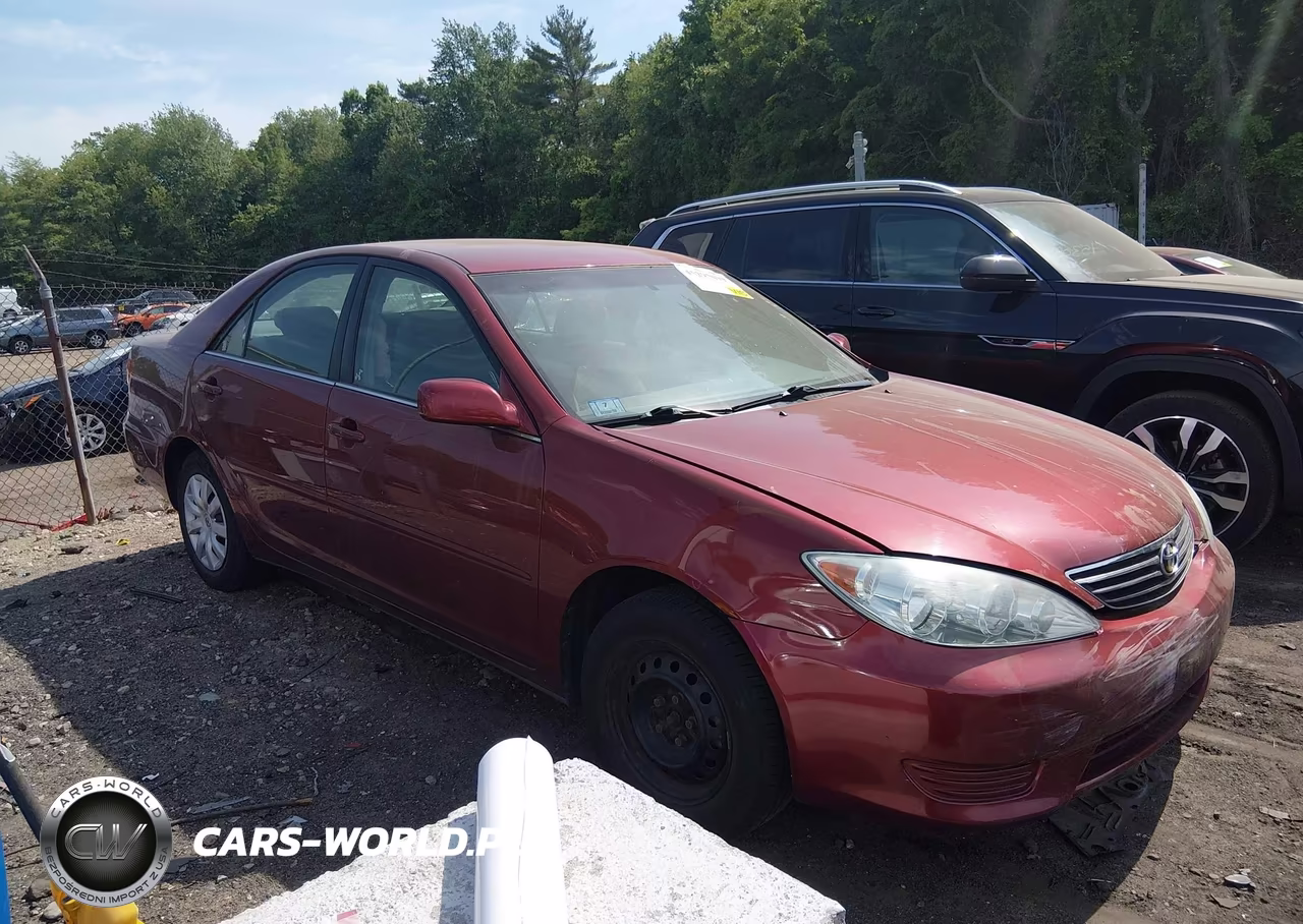 2005 Toyota Camry Le – zdjęcie 1 z 16