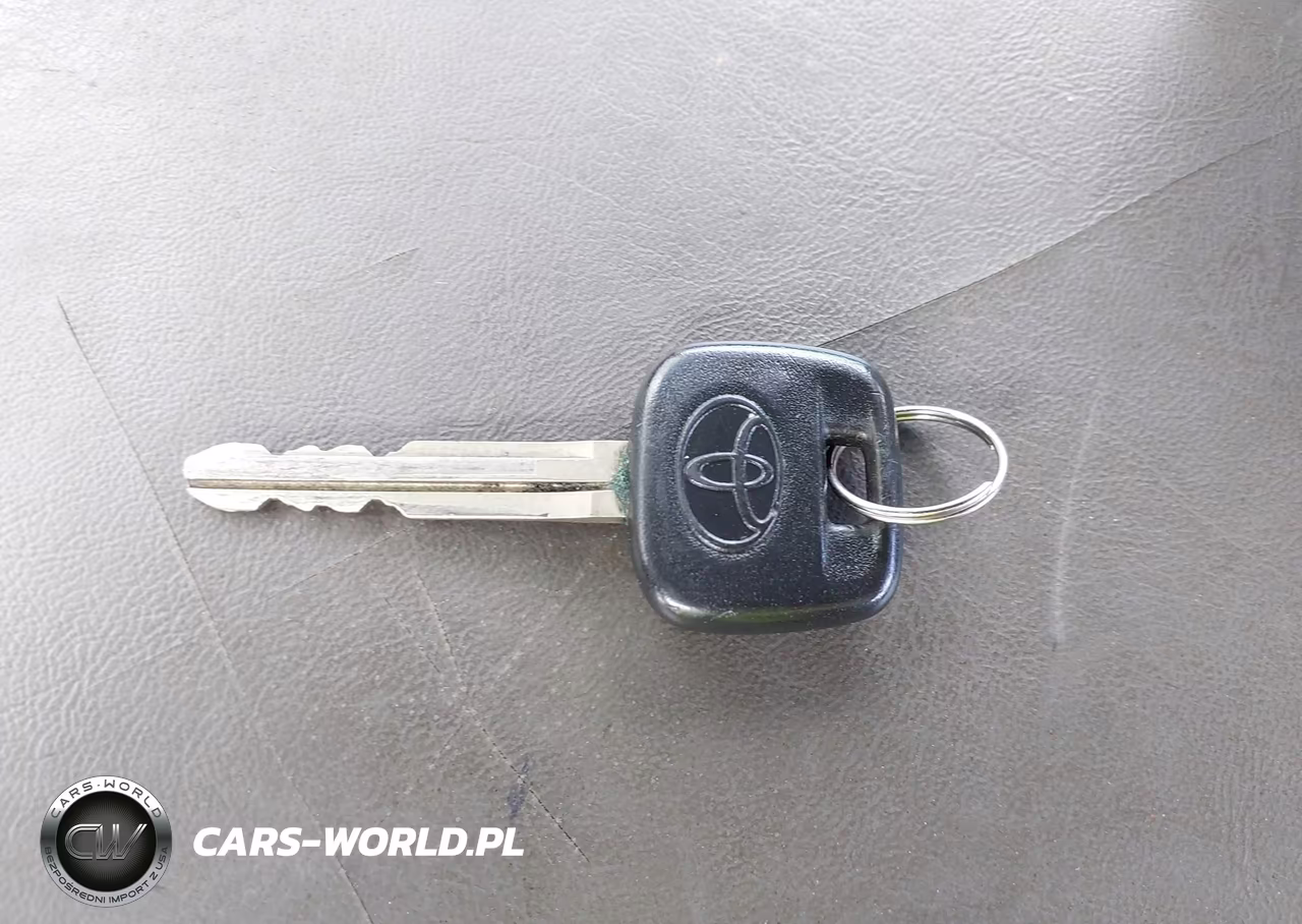 2005 Toyota Camry Le VIN:4T1BE32K05U407788 - 11