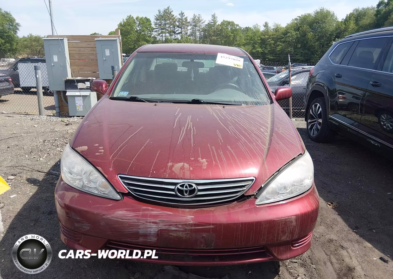 2005 Toyota Camry Le VIN:4T1BE32K05U407788 - 12