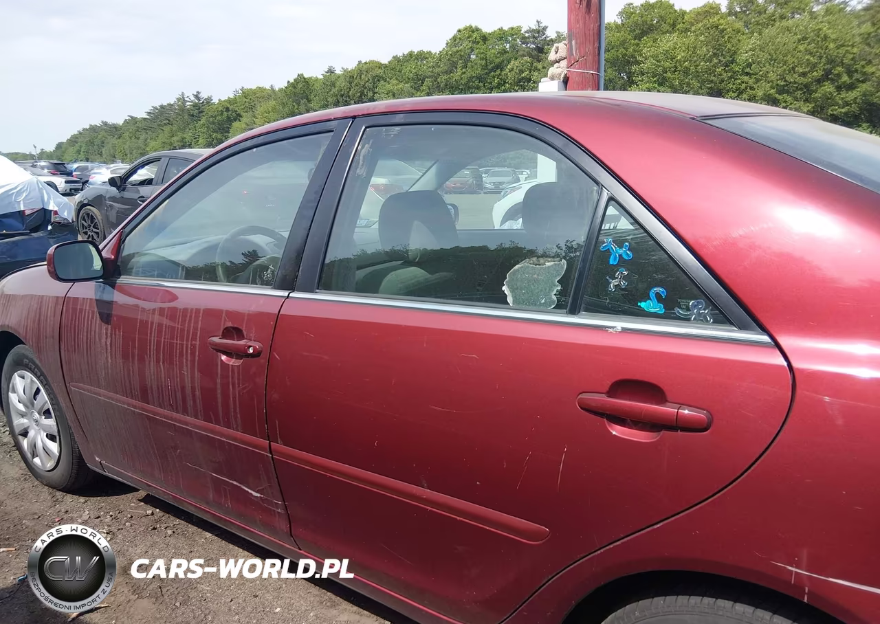 2005 Toyota Camry Le VIN:4T1BE32K05U407788 - 14