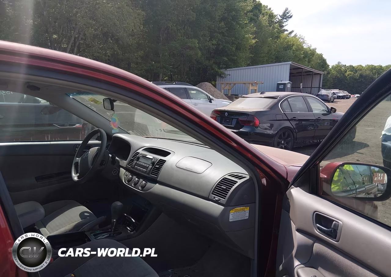 2005 Toyota Camry Le VIN:4T1BE32K05U407788 - 5